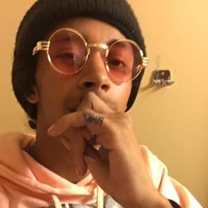 Meet your Posher, Romeo